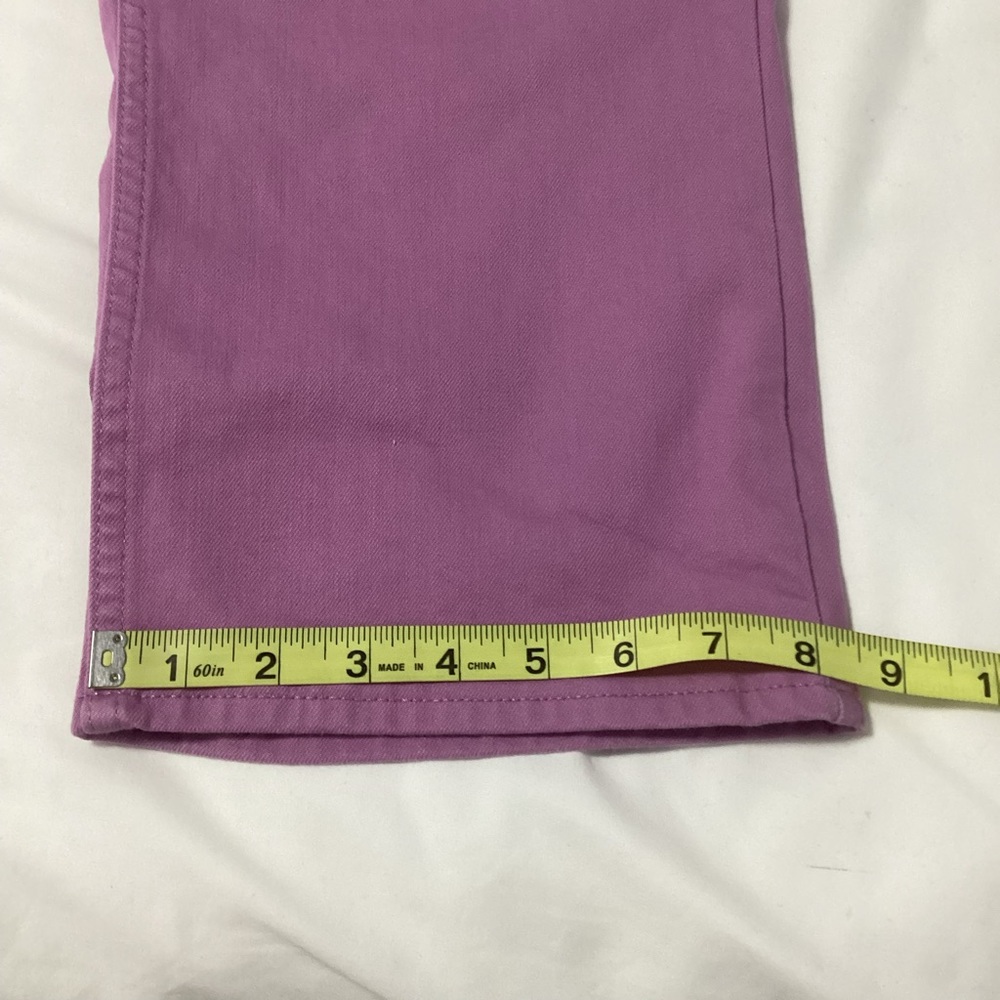 LEE: lavender or light purple colored crop jeans size 20 - Picture 6 of 8